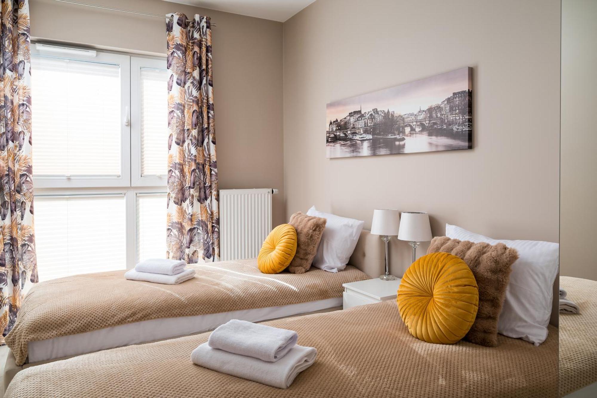 Rondo Wiatraczna Deluxe Apartment Warsaw Exterior photo